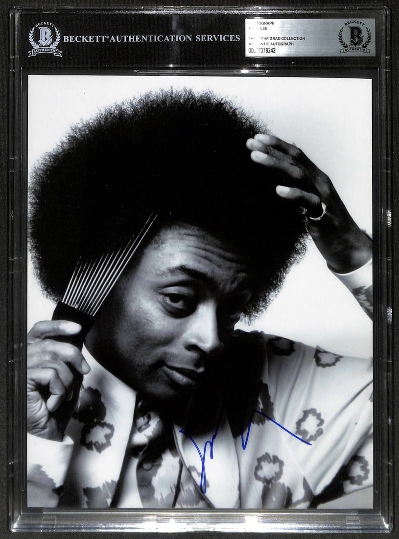 Spike Lee Autographed Crooklyn Snuffy 8x10 Photo Beckett Authenticated: Spike Lee Autographed Crooklyn Snuffy 8x10 Photo Beckett Authenticated This is an 8x10 photograph from the film "Crooklyn" signed by Spike Lee in blue permanent marker. The autograph has been authenti