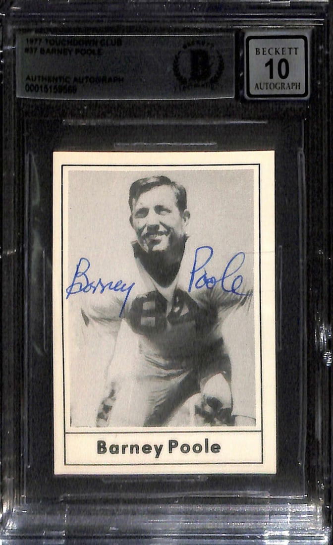 1977 Touchdown Club #37 Football Card Signed by Barney Poole Beckett Auto 10: 1977 Touchdown Club #37 Football Card Signed by Barney Poole Beckett Auto 10 This is an original 1977 Touchdown Club #37 sports trading card, personally signed by former NFL player and College Footbal
