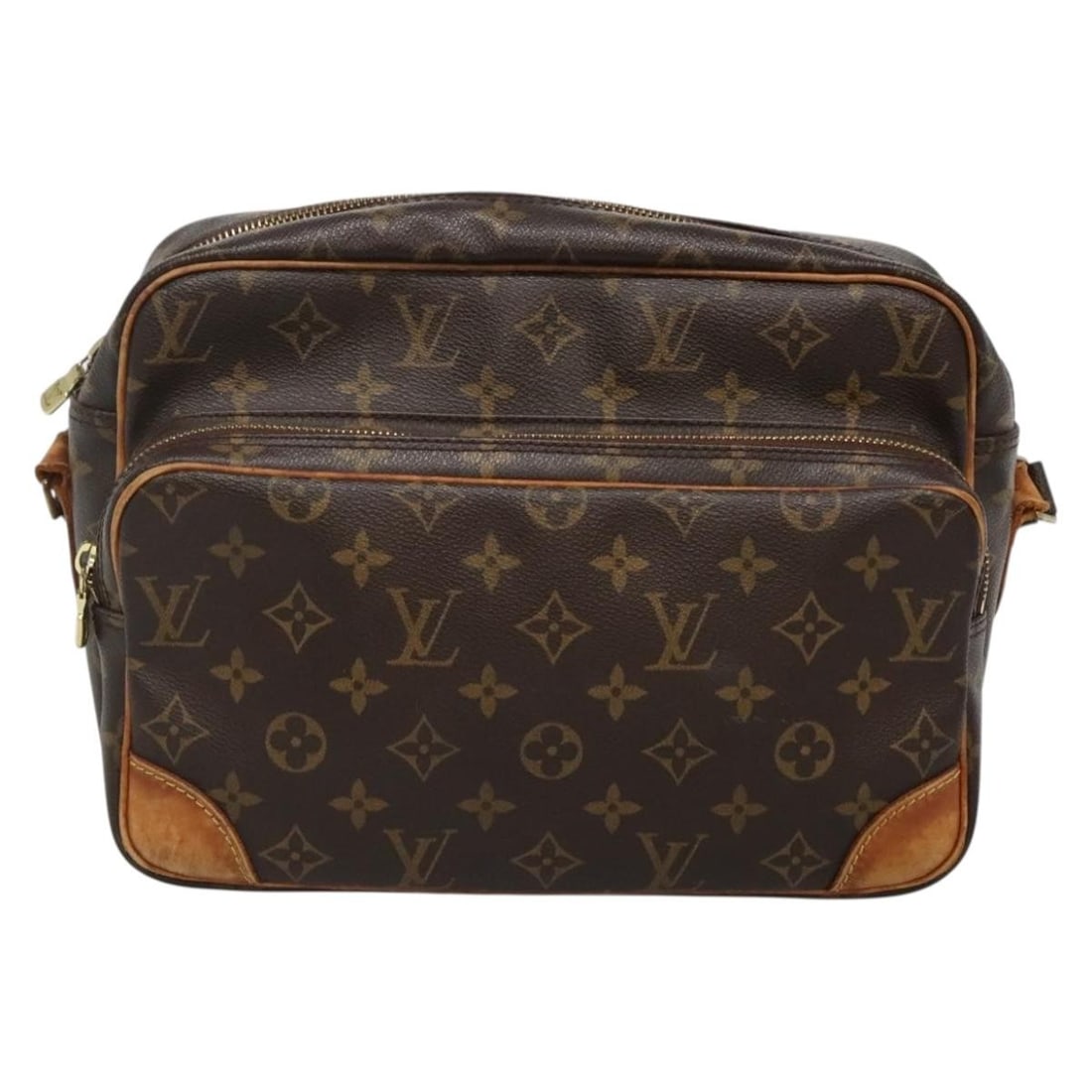 Louis Vuitton Nil Brown Monogram Canvas Crossbody Bag 27cm: Louis Vuitton Nil Brown Monogram Canvas Crossbody Bag 27cm The Louis Vuitton Nil Messenger Bag in Monogram Canvas offers a spacious and practical design suitable for unisex use. This bag features a br