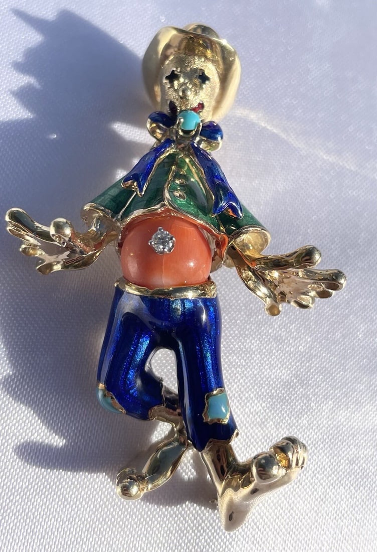 18K Gold Enamel Brooch with Diamond and Turquoise Accents: 18K Gold Enamel Brooch with Diamond and Turquoise Accents This exquisite 18K yellow enameled gold brooch features stunning diamond and turquoise accents. Renowned for its intricate design and craftsma