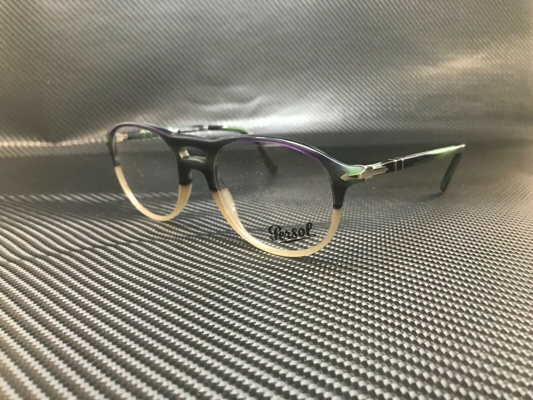 Persol PO3202V 1067 Green Beige Striped Unisex Eyeglasses with Demo Lenses: Persol PO3202V 1067 Green Beige Striped Unisex Eyeglasses with Demo Lenses Discover the stylish PERSOL PO3202V 1067 unisex eyeglasses, featuring a striking green beige striped frame. Crafted in Italy,