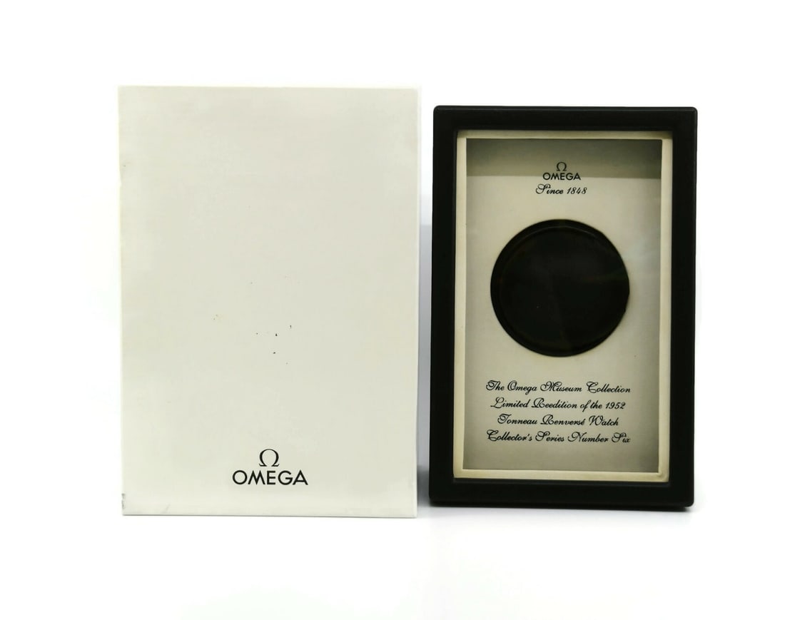Authentic Omega Museum Presentation Box 9x6x5 Inches: Authentic Omega Museum Presentation Box 9x6x5 Inches This Omega Museum Watch Box is a sophisticated presentation box designed for showcasing your timepiece. Crafted by the renowned brand OMEGA, this s