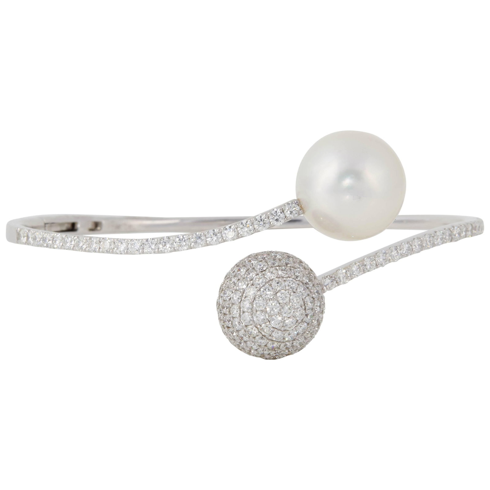 Harbor Diamonds 18K White Gold South Sea Pearl Diamond Bangle 2.80ct: Harbor Diamonds 18K White Gold South Sea Pearl Diamond Bangle 2.80ct This stunning 18K white gold bypass bangle bracelet showcases a beautiful South Sea pearl, measuring 12-13 mm, complemented by nume