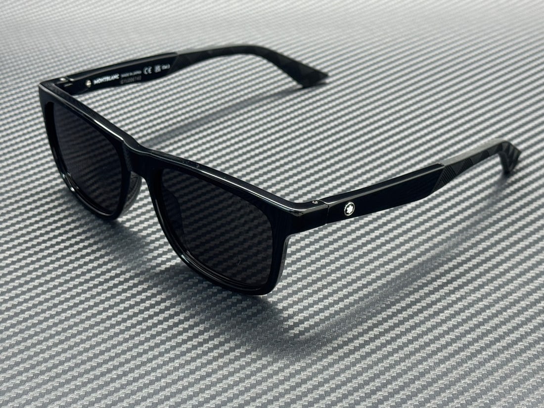 Montblanc MB0432S 001 Black Grey Men's Sunglasses with Authenticity Certificate: Montblanc MB0432S 001 Black Grey Men's Sunglasses with Authenticity Certificate Introducing the Montblanc MB0432S 001 sunglasses, designed for men who appreciate luxury and style. Featuring a sleek bl