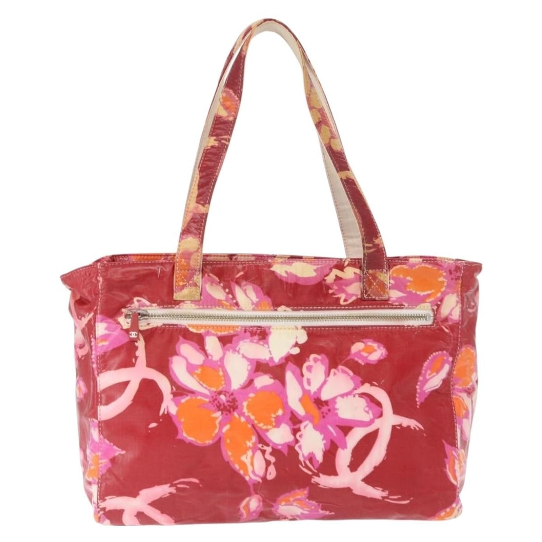 Chanel Canvas Floral Pattern Vintage Tote Bag Red Italy: Chanel Canvas Floral Pattern Vintage Tote Bag Red Italy This Chanel Vintage Floral Tote is crafted from red canvas and designed specifically for women. Made in Italy, the tote features a spacious inte