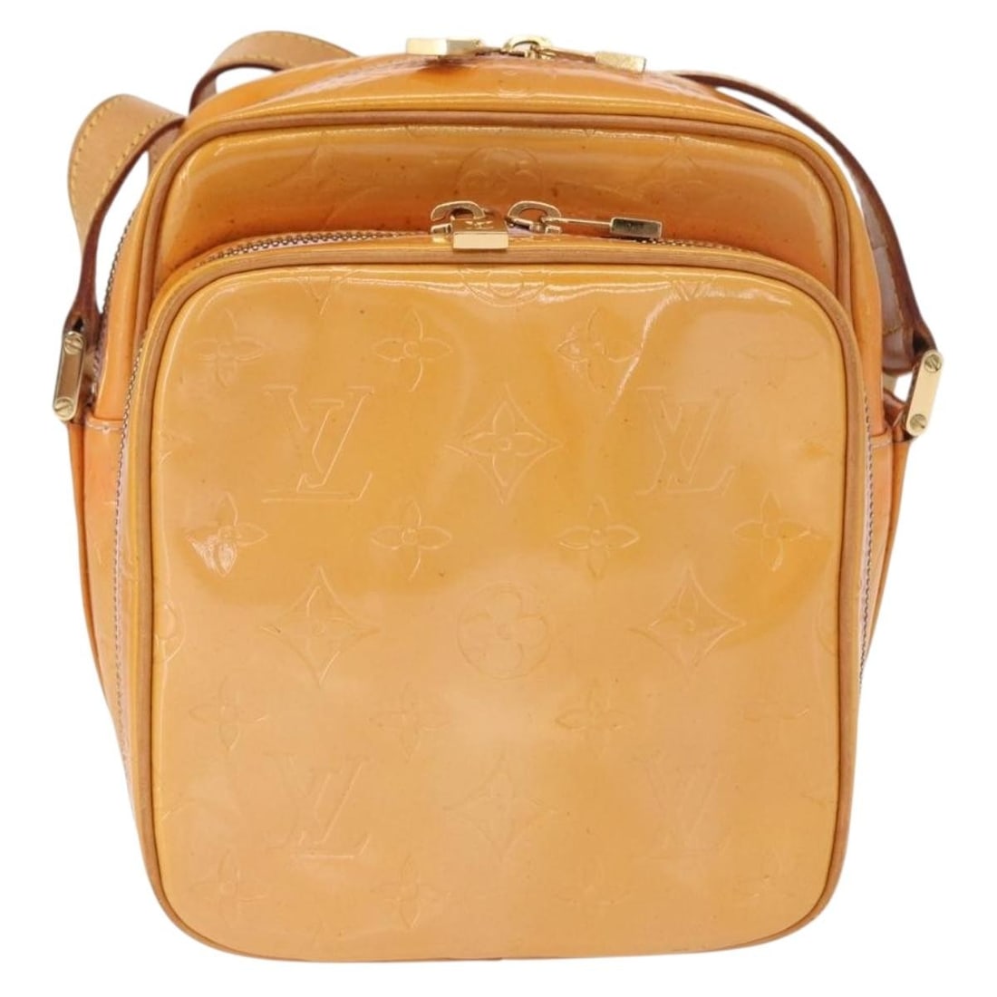 Yellow Louis Vuitton Wooster Patent Leather Handbag 17cm: Yellow Louis Vuitton Wooster Patent Leather Handbag 17cm The Louis Vuitton Wooster Handbag in monogram Vernis patent leather features a yellow exterior with signs of wear including surface rubbing, su