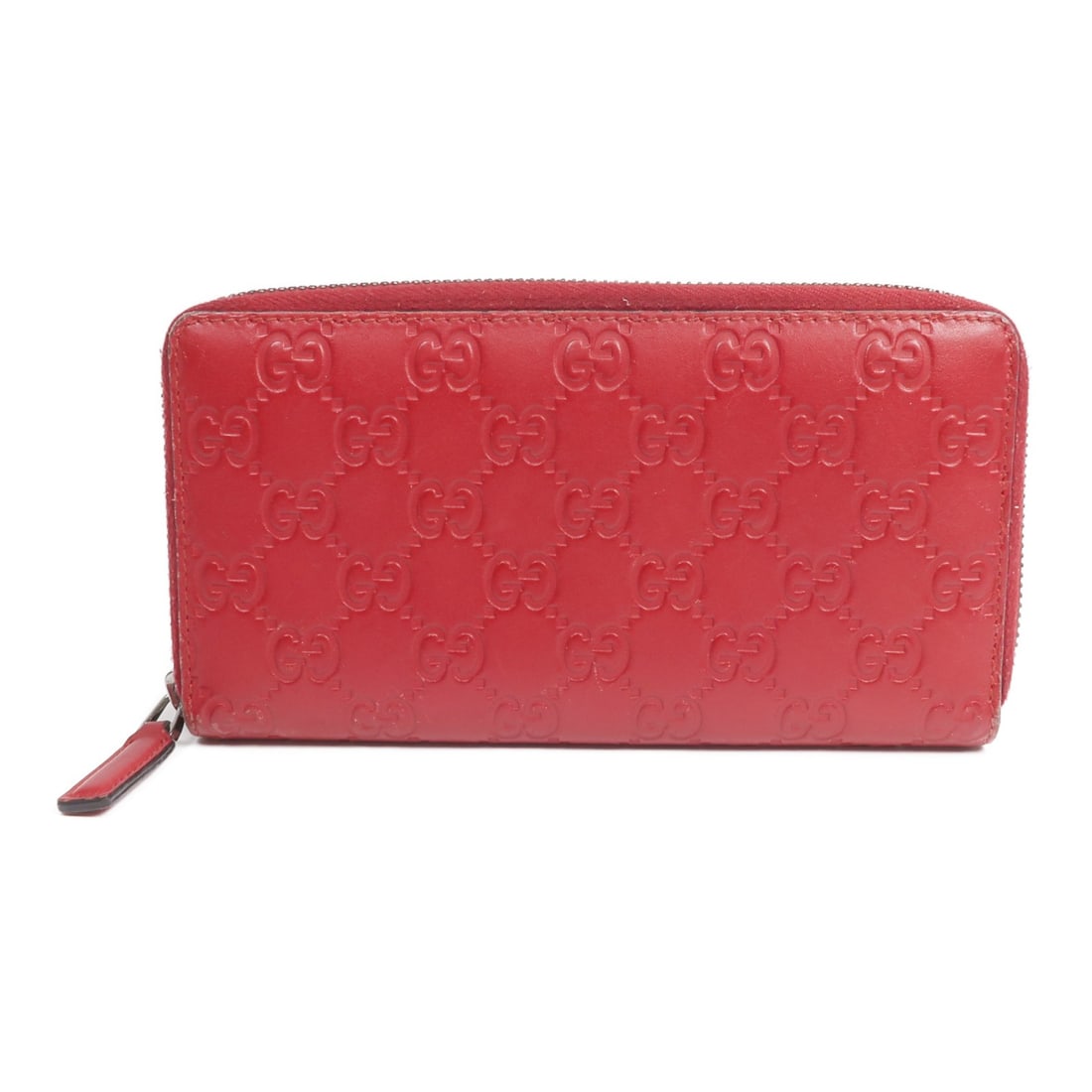 Gucci Red Calfskin Zip Around Long Wallet GG Silver Hardware: Gucci Red Calfskin Zip Around Long Wallet GG Silver Hardware This Gucci around long wallet is crafted from red calfskin leather and features a secure zipper closure. Designed for women, it combines el