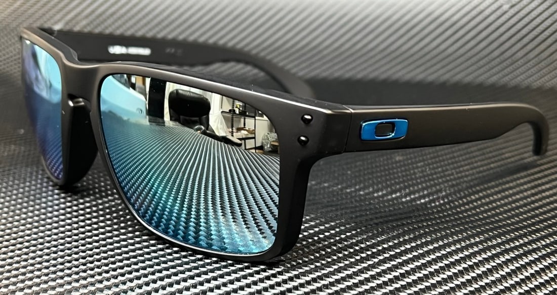 OAKLEY Holbrook XL Matte Black Prizm Deep Water Polarized Sunglasses 59mm (1 of 5)