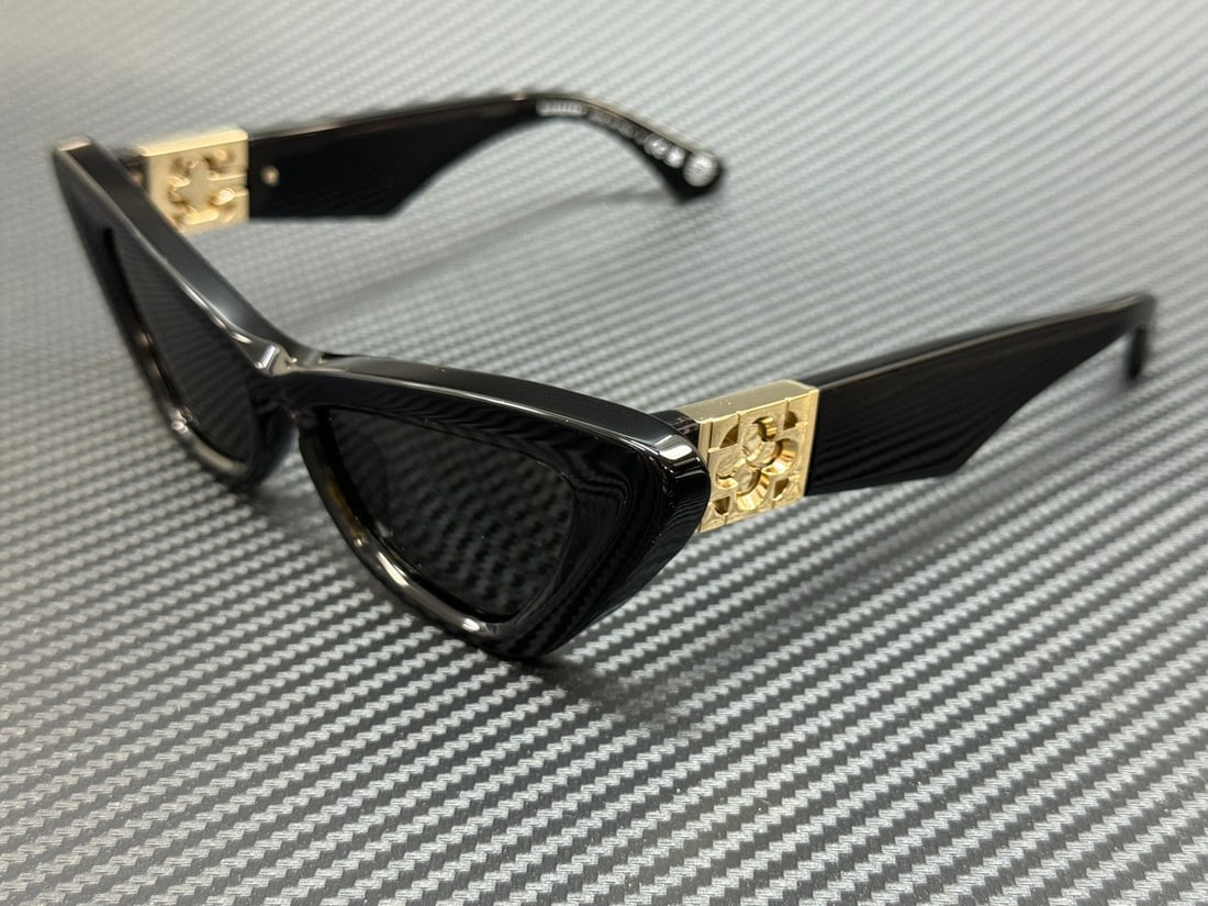 Burberry BE4421U 411287 Black Grey Women's Sunglasses with Authenticity Certificate: Burberry BE4421U 411287 Black Grey Women's Sunglasses with Authenticity Certificate Elevate your eyewear collection with these Burberry BE4421U 411287 sunglasses. Featuring a sleek black frame, these