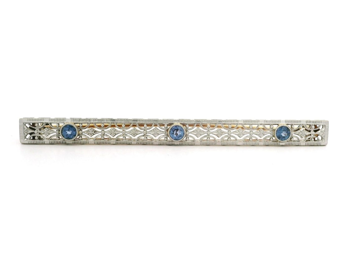 Antique Edwardian Krementz Yellow Gold Platinum Sapphire Bar Brooch: Antique Edwardian Krementz Yellow Gold Platinum Sapphire Bar Brooch Discover this exquisite Antique Edwardian Krementz Bar Pin Brooch, beautifully crafted from solid yellow gold with a platinum top. T