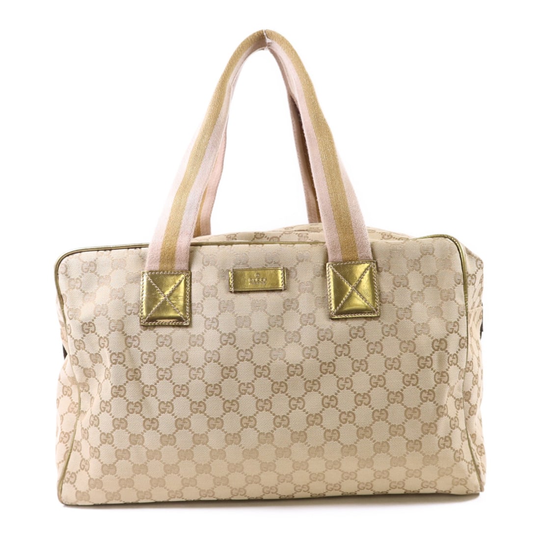 Boston Bag Gucci GG Canvas Gold Tone Silver Hardware Model 153240: Boston Bag Gucci GG Canvas Gold Tone Silver Hardware Model 153240 This Gucci Boston bag features the iconic GG canvas in a striking gold color. Crafted in Italy, it offers a spacious design with a reg