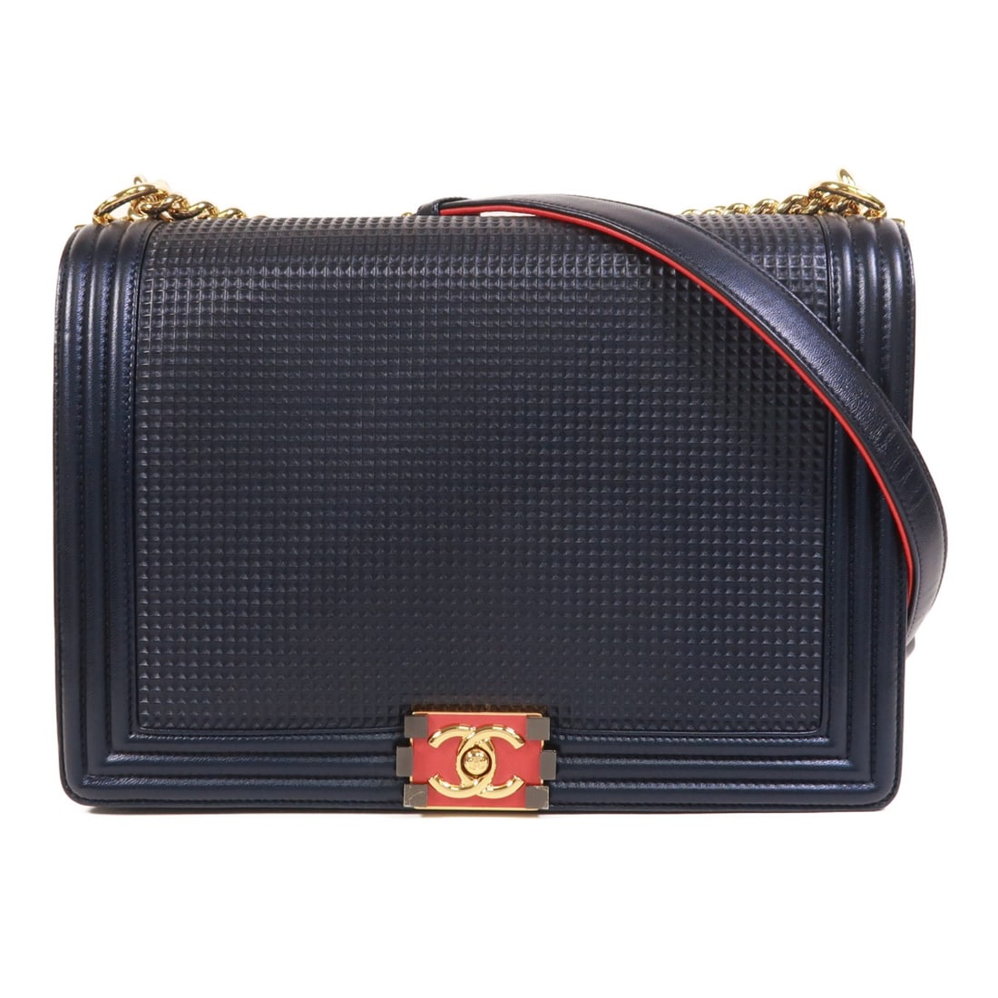 CHANEL Boy 30 Blue Calfskin Leather Shoulder Bag: CHANEL Boy 30 Blue Calfskin Leather Shoulder Bag This CHANEL CC Boy 30 Chain Shoulder Bag is crafted from luxurious calfskin leather in a stunning blue hue. The bag features a sleek design, perfect fo