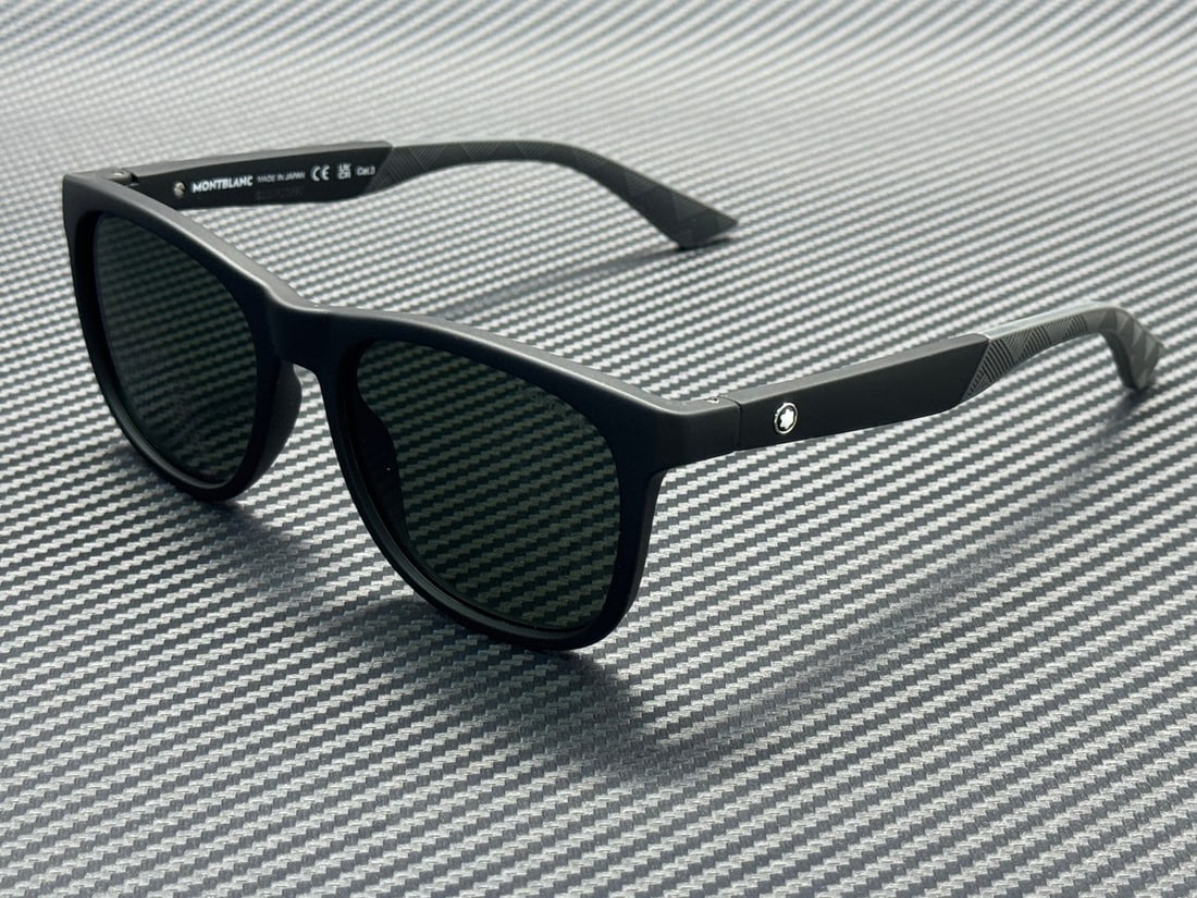 Montblanc MB0400S 002 Matte Black Grey 55mm Sunglasses with Box: Montblanc MB0400S 002 Matte Black Grey 55mm Sunglasses with Box Introducing the Montblanc MB0400S 002 Sunglasses, designed for those who appreciate elegance and style. These men's sunglasses feature a