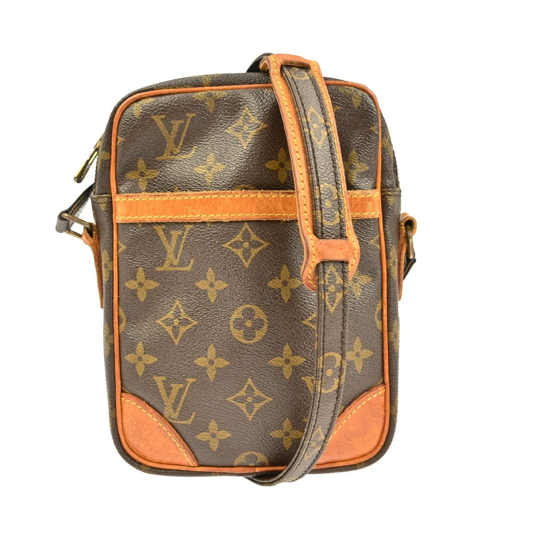 Louis Vuitton Danube Monogram Crossbody Shoulder Bag M45266: Louis Vuitton Danube Monogram Crossbody Shoulder Bag M45266 This stylish Louis Vuitton Danube Crossbody Shoulder Bag is crafted from durable Monogram Canvas Leather, showcasing the iconic Louis Vuitto