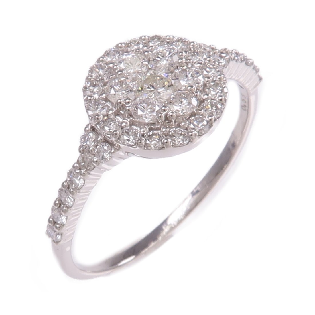 Diamond Solitaire Ring in Pt900 Platinum Size 6.25 for Women: Diamond Solitaire Ring in Pt900 Platinum Size 6.25 for Women This women's ring features a clear diamond set in Pt900 platinum. The ring is size 6.25 US and is in very good condition. Its elegant desig