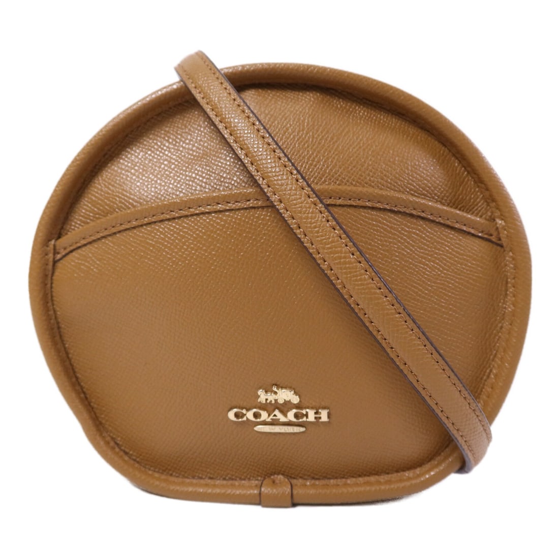 Coach Beige Calfskin Shoulder Bag With Gold Hardware: Coach Beige Calfskin Shoulder Bag With Gold Hardware This women's shoulder bag features a beige calfskin leather exterior and is designed for everyday use. Crafted in the United States, it offers a co