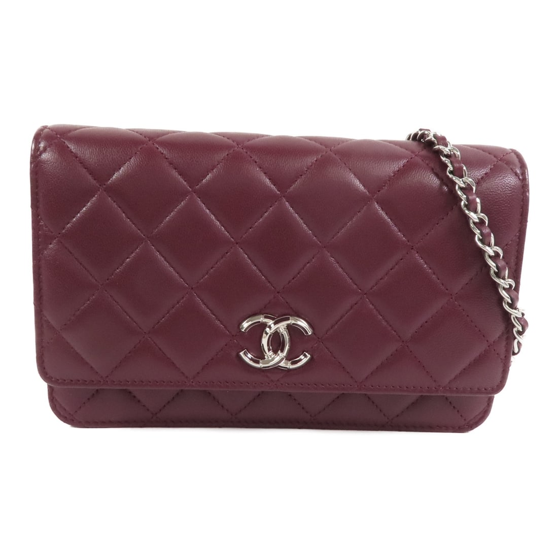 Chanel Wallet On Chain Red Lambskin Shoulder Bag with Silver CC: Chanel Wallet On Chain Red Lambskin Shoulder Bag with Silver CC This CHANEL Wallet on Chain shoulder bag is crafted from luxurious lambskin leather in a rich wine red shade. Designed for women, it fea