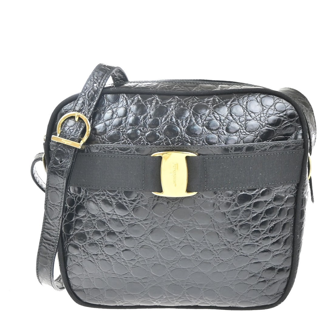 Salvatore Ferragamo Leather Shoulder Bag Vara in Black (1 of 14)