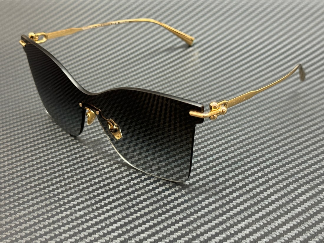 Tiffany TF3103K Gold Plated 60mm Grey Gradient Women's Sunglasses: Tiffany TF3103K Gold Plated 60mm Grey Gradient Women's Sunglasses Elevate your style with these luxurious Tiffany & Co. sunglasses, featuring a stunning gold-plated frame that exudes elegance. Designe