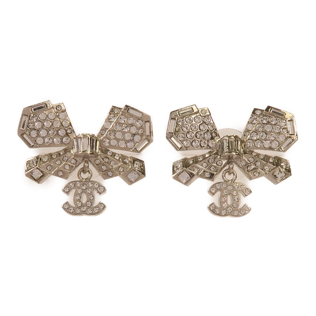 CHANEL Silver CC Pierced Earrings Iconic Design (1 of 7)