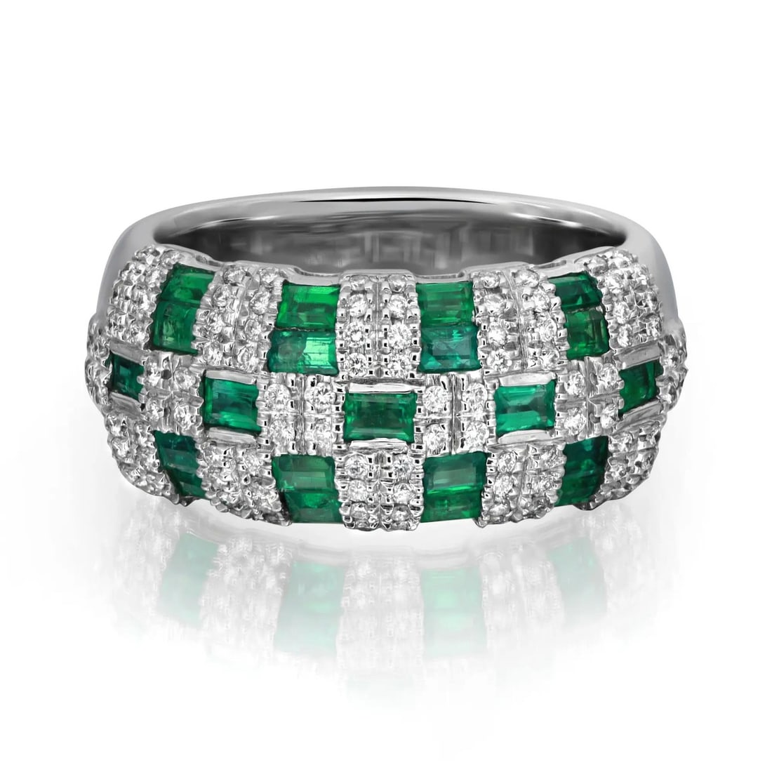Damiani 18K White Gold Emerald Diamond Cocktail Band Ring 1.59ctw: Damiani 18K White Gold Emerald Diamond Cocktail Band Ring 1.59ctw Elevate your jewelry collection with this stunning Damiani cocktail band ring, expertly crafted in 18K white gold. This exquisite piec