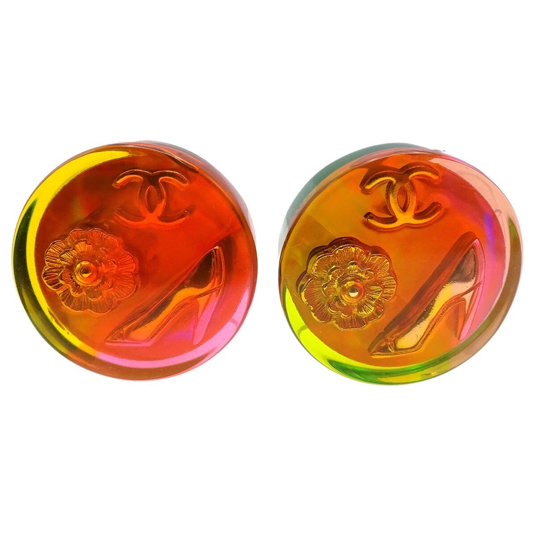 Chanel 97A Multicolor Button Clip-On Earrings Gold-Tone: Chanel 97A Multicolor Button Clip-On Earrings Gold-Tone These exquisite Chanel button earrings feature a vibrant multicolor design that adds a touch of elegance to any outfit. Crafted with a chic gold