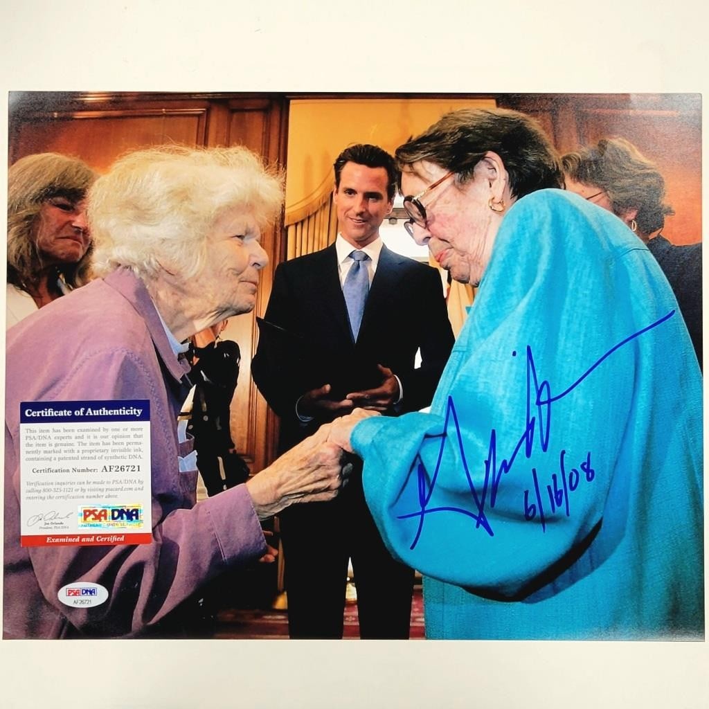 11x14 Gavin Newsom Autographed Photograph with PSA Authentication: 11x14 Gavin Newsom Autographed Photograph with PSA Authentication This pre-owned 11x14 photograph features an autograph from Gavin Newsom, the Governor of California. The item is authenticated with a