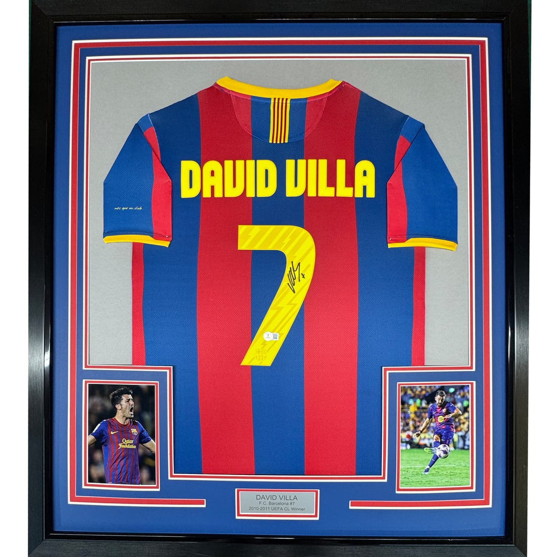 David Villa Signed FC Barcelona Jersey in 35x39 Frame Beckett Authenticated (1 of 2)