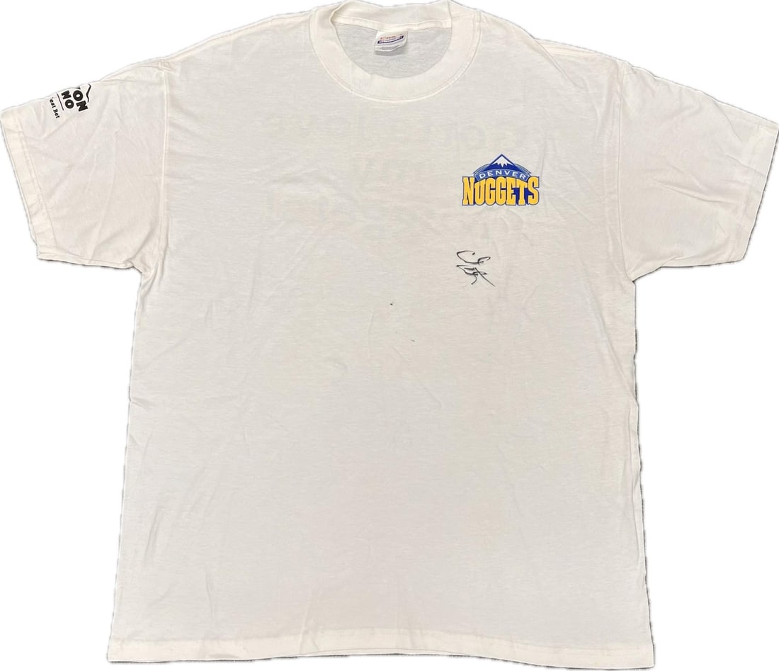 Carmelo Anthony Autographed T-Shirt PSA/DNA Denver Nuggets Memorabilia (1 of 3)