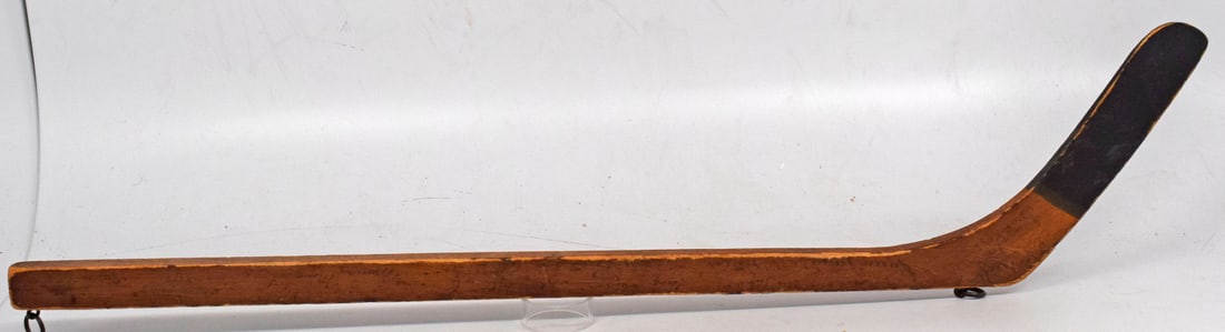 1935-36 Rangers Stick Signed by Howie Morenz and Team JSA Authenticated 24 Inch: 1935-36 Rangers Stick Signed by Howie Morenz and Team JSA Authenticated 24 Inch This is an original 24-inch hockey stick from the 1935-36 New York Rangers, featuring 15 period black ink signatures fro