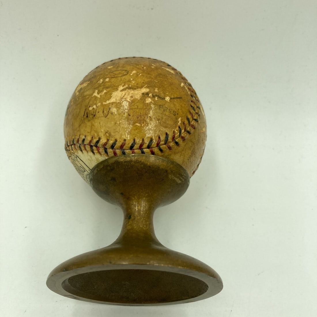 1920's Signed Game Used National League Baseball Trophy: 1920's Signed Game Used National League Baseball Trophy This vintage 1920's National League baseball trophy is a remarkable piece of sports history. It is an original, game-used baseball that showcase