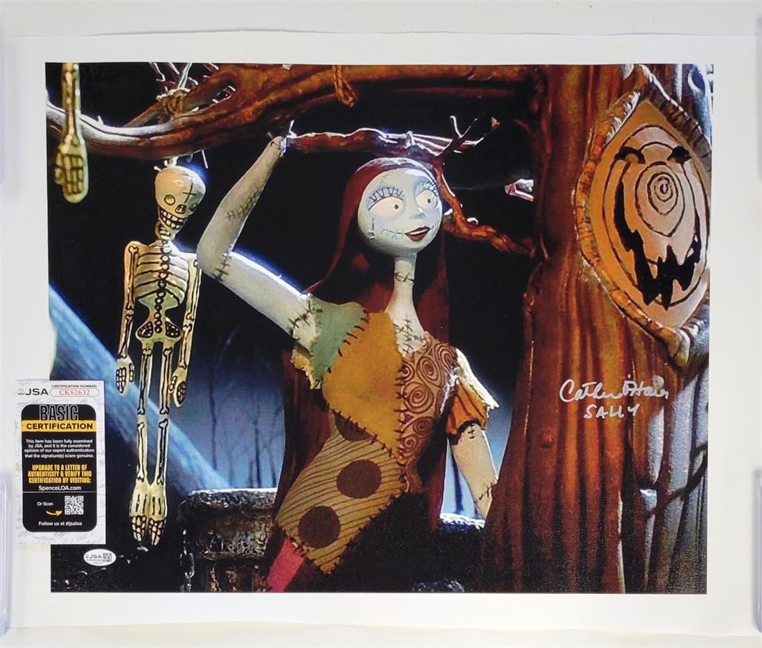 Catherine O'Hara Autographed Nightmare Before Christmas 16x20 Canvas Photo JSA: Catherine O'Hara Autographed Nightmare Before Christmas 16x20 Canvas Photo JSA This is a 16x20 canvas photograph from The Nightmare Before Christmas, personally signed by Catherine O'Hara. The autogra