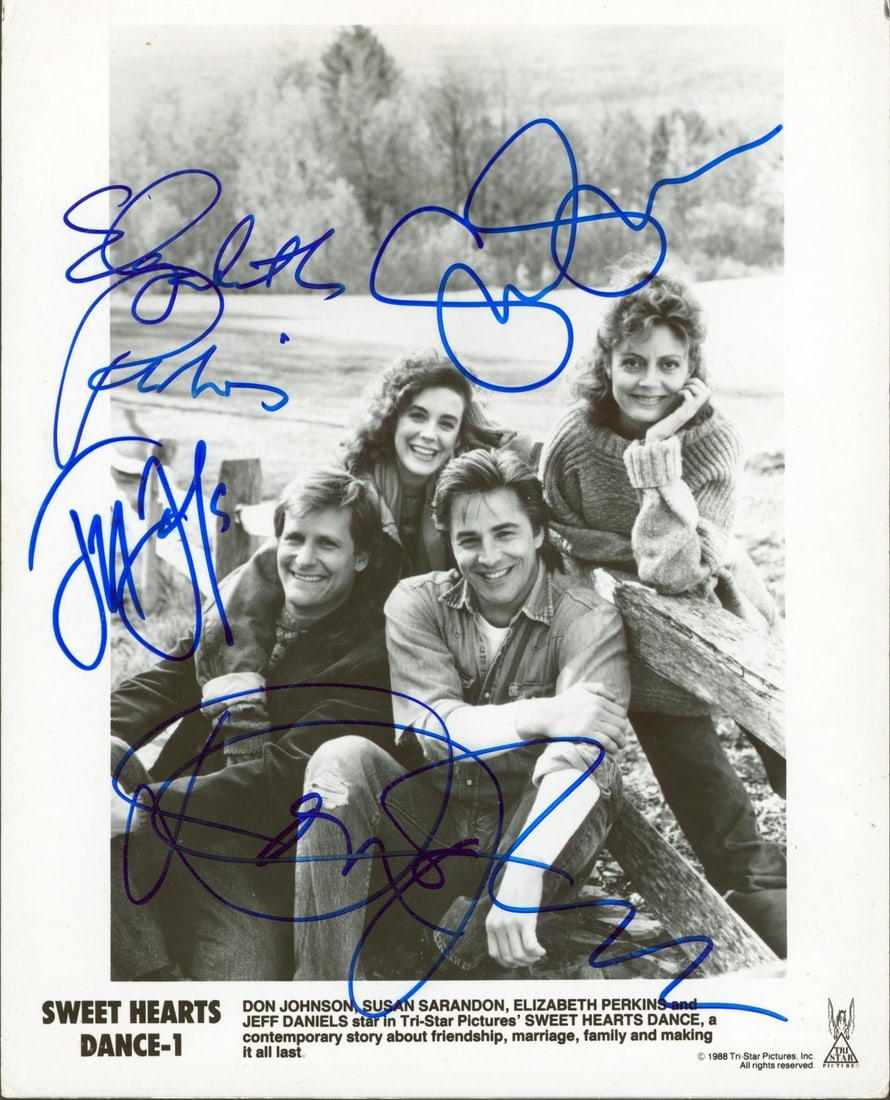 Sweet Hearts Dance Signed 8x10 Photo by Johnson Sarandon Perkins Daniels BAS: Sweet Hearts Dance Signed 8x10 Photo by Johnson Sarandon Perkins Daniels BAS This captivating autographed 8x10 photograph features the signatures of four renowned actors: Don Johnson, Susan Sarandon, 