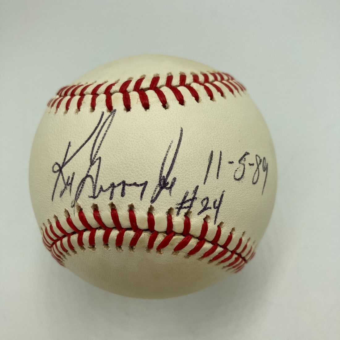 Ken Griffey Jr. Rookie Signed Baseball 11-8-1989 JSA COA RARE (1 of 6)