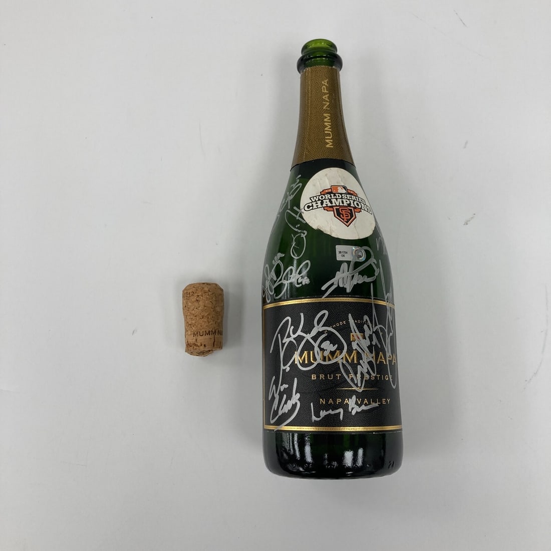 2012 San Francisco Giants Team Signed Champagne Bottle PSA MLB Authenticated (1 of 17)