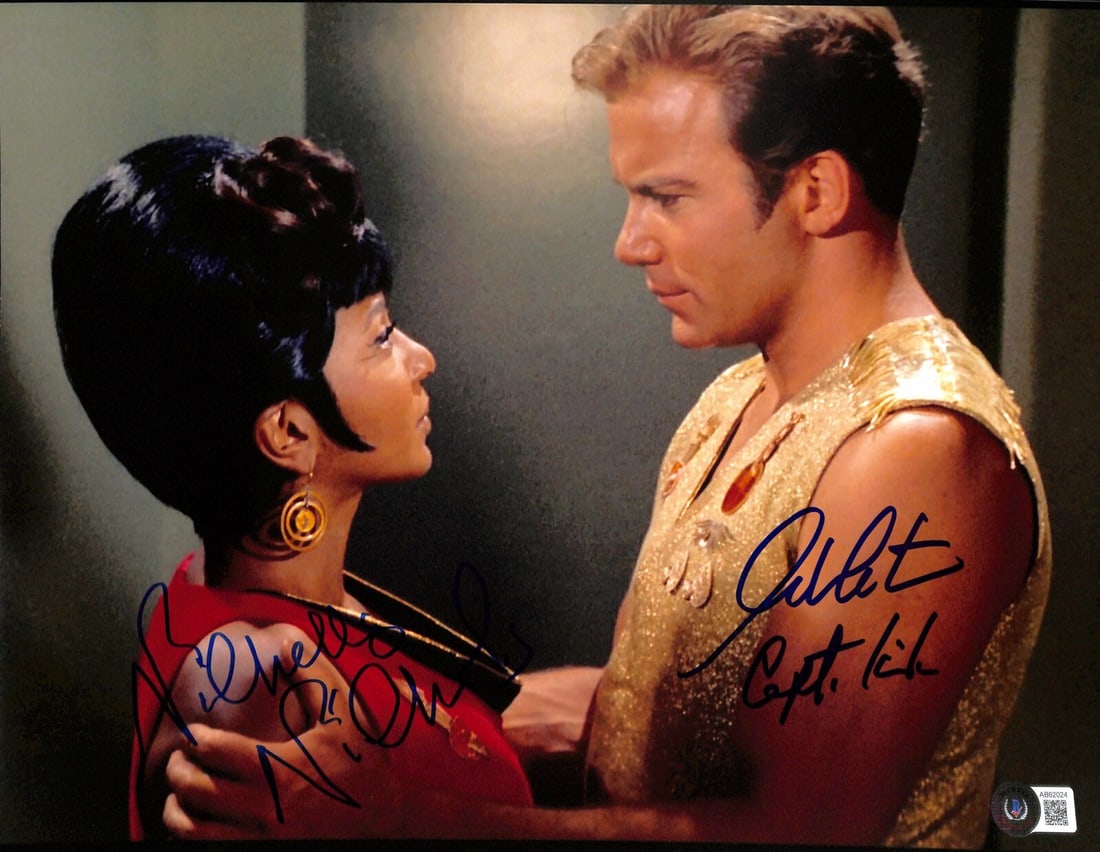 William Shatner Nichelle Nichols Signed Star Trek 11x14 Photo Beckett Authenticated (1 of 1)