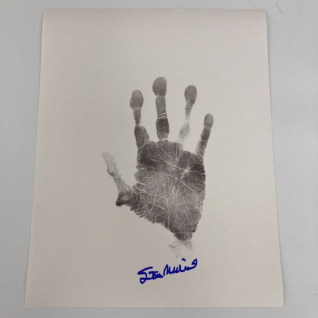 Stan Musial Signed Handprint Photo 11x13.75 PSA Authentic (1 of 5)