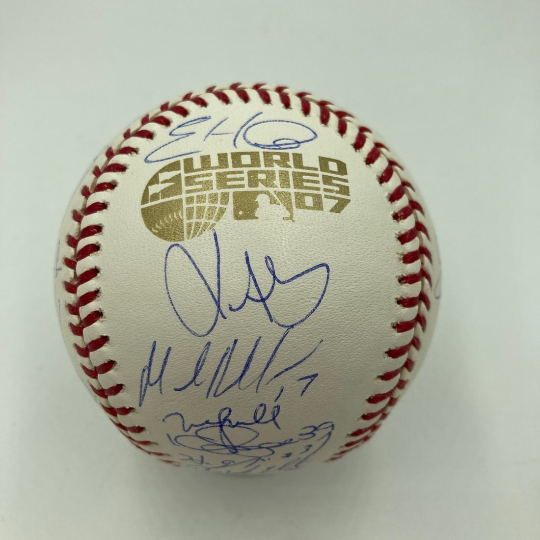 MLB Authenticated 2007 Boston Red Sox Team Autographed World Series Baseball (1 of 12)
