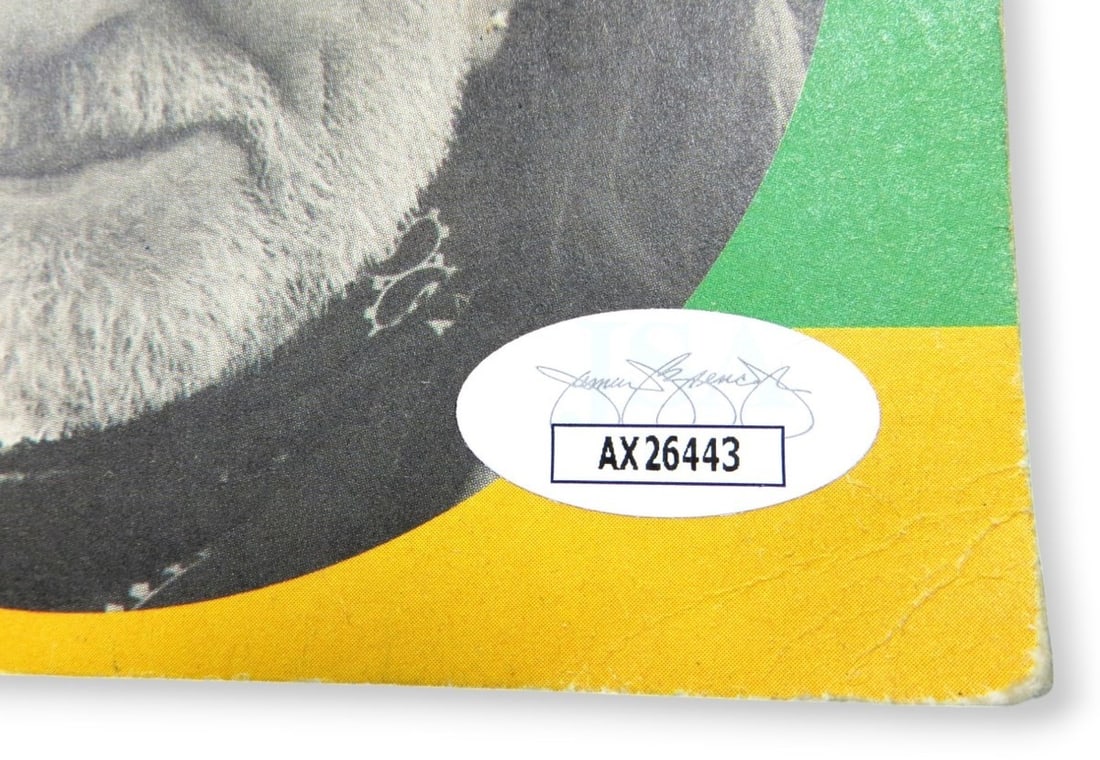 Willie Nelson 1996 Signed Program Authenticated by JSA - 2