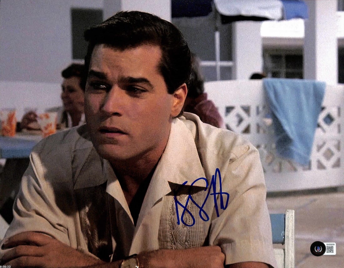 Ray Liotta Goodfellas Signed 11x14 Photograph Beckett Certified (1 of 1)