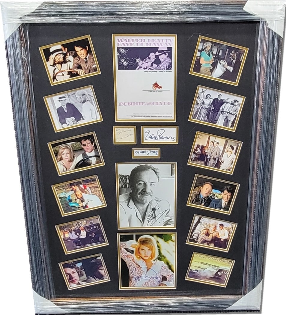 Warren Beatty Faye Dunaway Gene Hackman Estelle Parsons Signed Photo Collage GAI Authenticated: Warren Beatty Faye Dunaway Gene Hackman Estelle Parsons Signed Photo Collage GAI Authenticated This stunning framed collage features authentic signatures from Hollywood legends Warren Beatty, Faye Dun