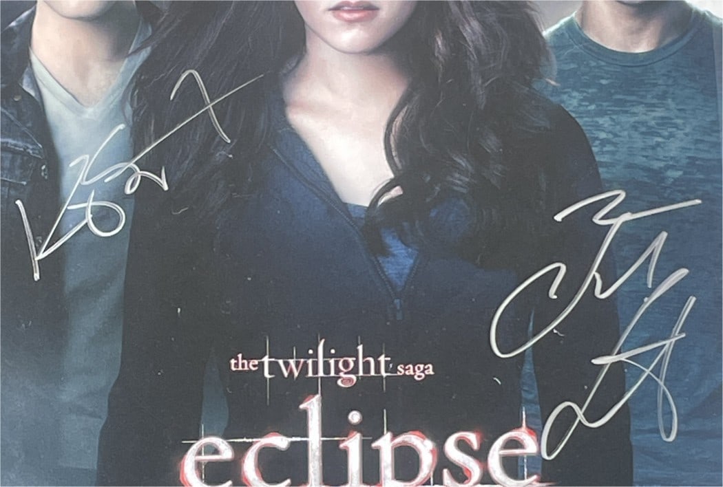 Framed Twilight Eclipse Cast Signed Poster JSA Authenticated Stewart Lautner - 2