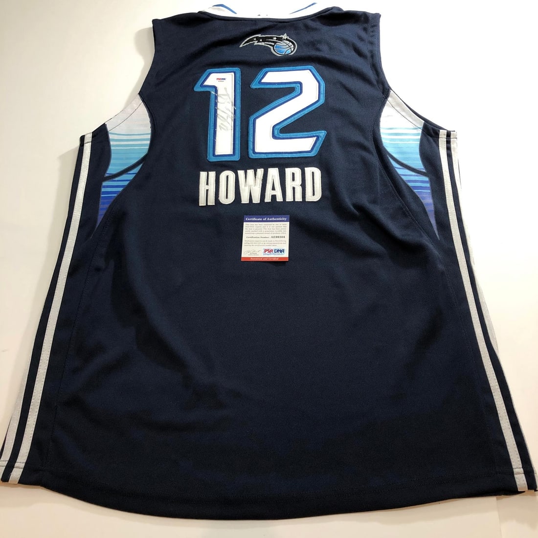 Dwight Howard Autographed Jersey PSA/DNA Orlando Magic Collectible (1 of 2)