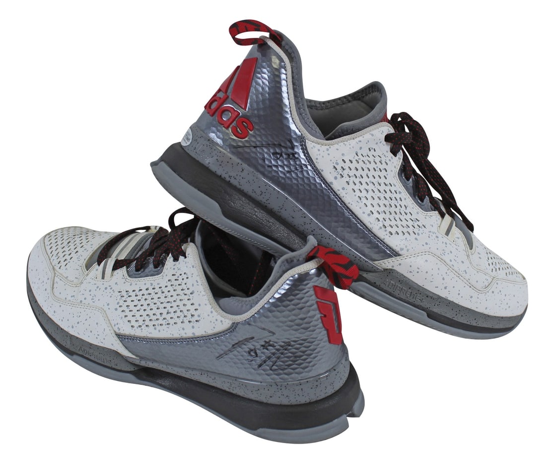 Damian Lillard 2015 Game Worn Signed Adidas Shoes Photomatched With RPM BAS COA: Damian Lillard 2015 Game Worn Signed Adidas Shoes Photomatched With RPM BAS COA These Adidas D Lillard 1 basketball shoes are game-used from the 2015 NBA season and have been photomatched to five game