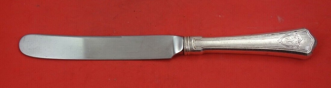 Wallace Hamilton Sterling Silver Knife Old French 8 3/4" Monogrammed: Wallace Hamilton Sterling Silver Knife Old French 8 3/4" Monogrammed This elegant Hamilton by Wallace sterling silver knife features a classic old French design, measuring 8 3/4" in length. Crafted fr