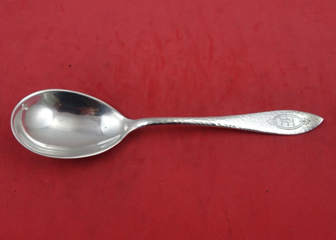 International Sterling Silver Stuyvesant Gumbo Soup Spoon 7 3/8": International Sterling Silver Stuyvesant Gumbo Soup Spoon 7 3/8" This exquisite gumbo soup spoon is part of the Stuyvesant pattern by International Sterling. Crafted from high-quality sterling silver