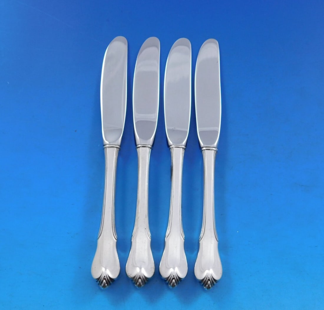Wallace Grand Colonial Sterling Silver Butter Spreader Set 4pc 6 1/8": Wallace Grand Colonial Sterling Silver Butter Spreader Set 4pc 6 1/8" Enhance your dining experience with this exquisite set of four butter spreaders from the Grand Colonial pattern by Wallace. Each p