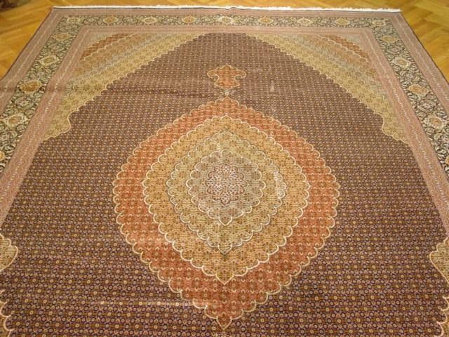 Elegant 11.6 x 16 Handcrafted Persian Wool Silk Tabriz Mahi Fish Rug Black (1 of 4)