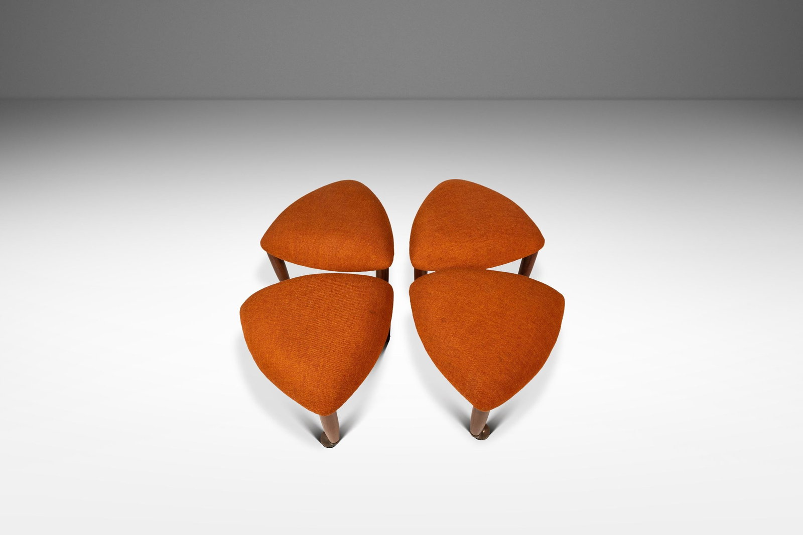 Set of 4 Adrian Pearsall Trifecta Rolling Stools Walnut Tweed 1960s: Set of 4 Adrian Pearsall Trifecta Rolling Stools Walnut Tweed 1960s This rare set of four 'Trifecta' rolling stools, designed by the renowned Adrian Pearsall for Craft Associates, epitomizes American