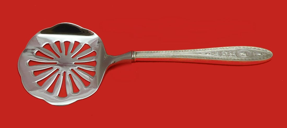 Wedgwood Pattern Custom Made Sterling Silver Tomato Server by International (1 of 1)